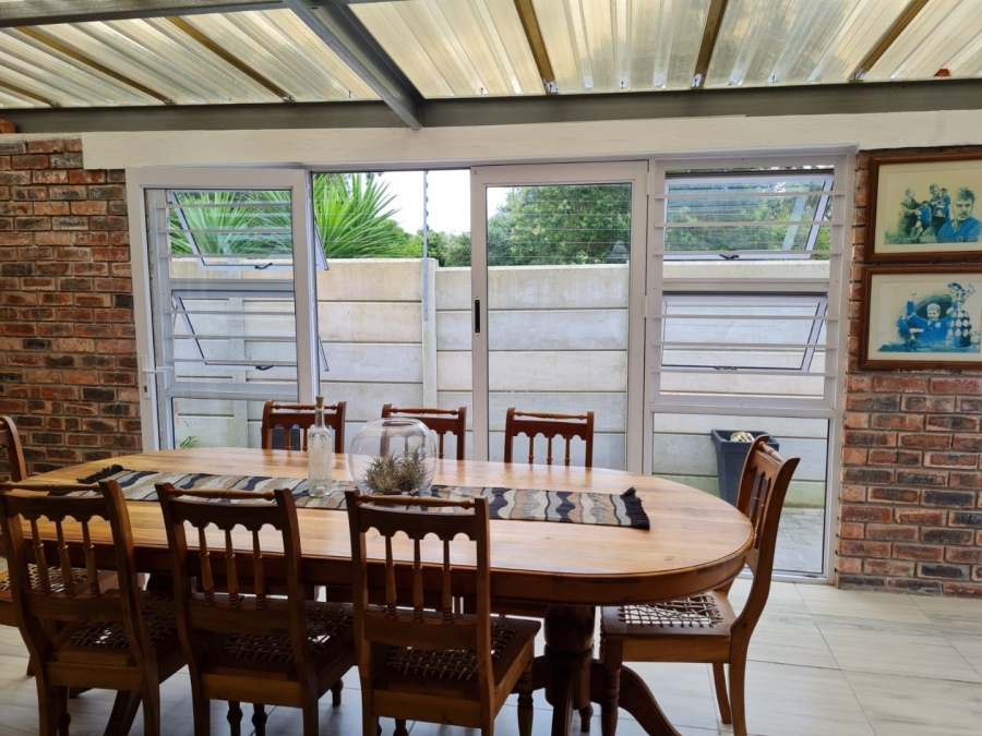 3 Bedroom Property for Sale in Pinelands Eastern Cape